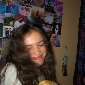 Meet your Posher, Angelica